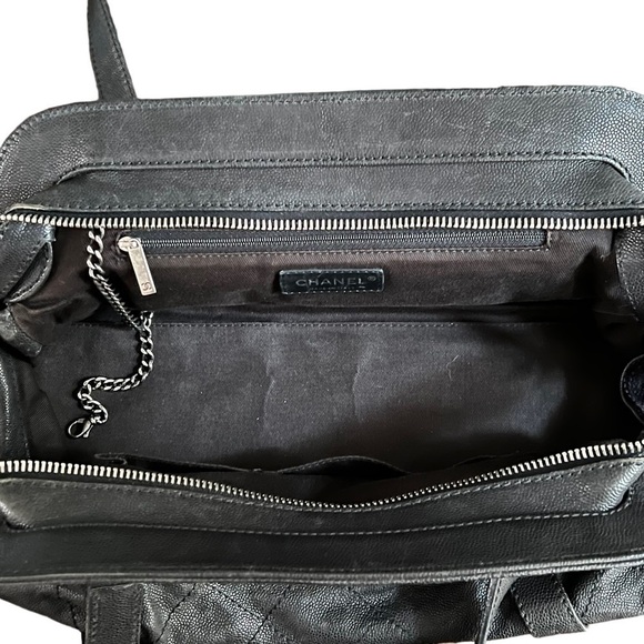 CHANEL Reissue Bowler Bag Black Caviar Leather Chenille Silver Hardware Large - Picture 14 of 16